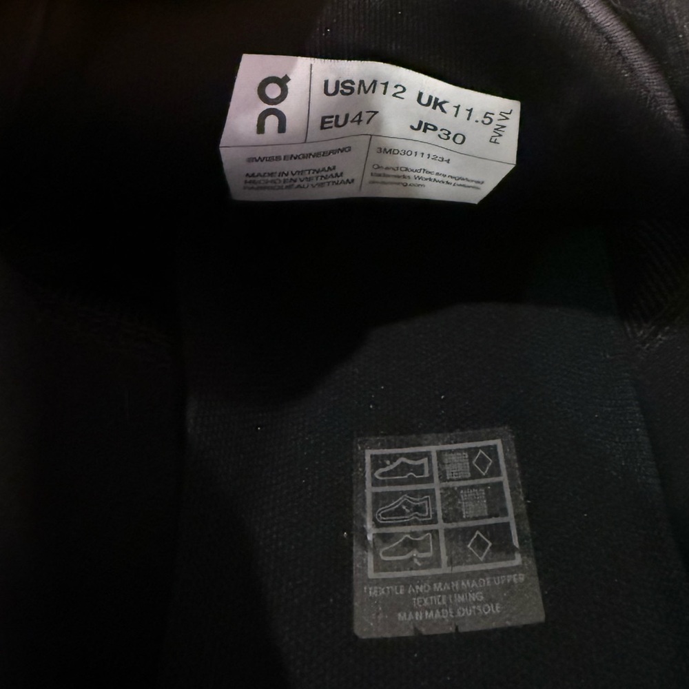 On Cloudstratus 3 Men’s Running Shoes in Metal Wisteria Sz 12 - Picture 6 of 6